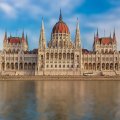 MNB: nem drágák a magyar nyugdíjpénztárak, de versenyt futnak az idővel